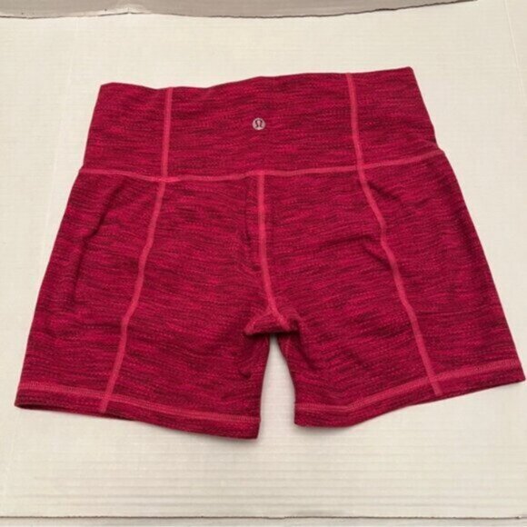 Lululemon  * Groove Short  (Roll Down Regular) - Diamond Jacquard Berry Rumble - Picture 9 of 12